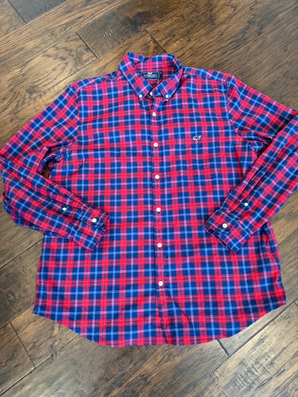 Vineyard Vines Red and Blue Plaid Button-Down slim fit Tucker shirt
